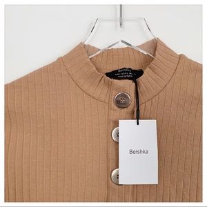 Bershka Mock neck T-shirt